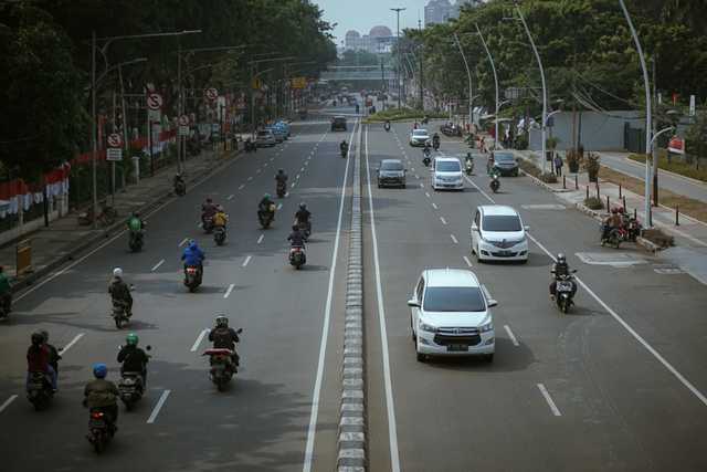 alat safety yang wajib digunakan di jalan raya