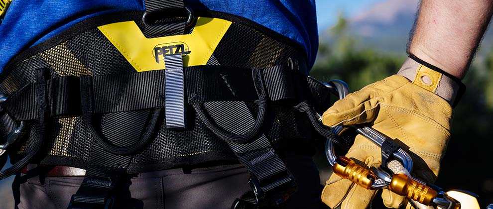 Macam-macam Harness pelindung keselamatan ditempat tinggi 